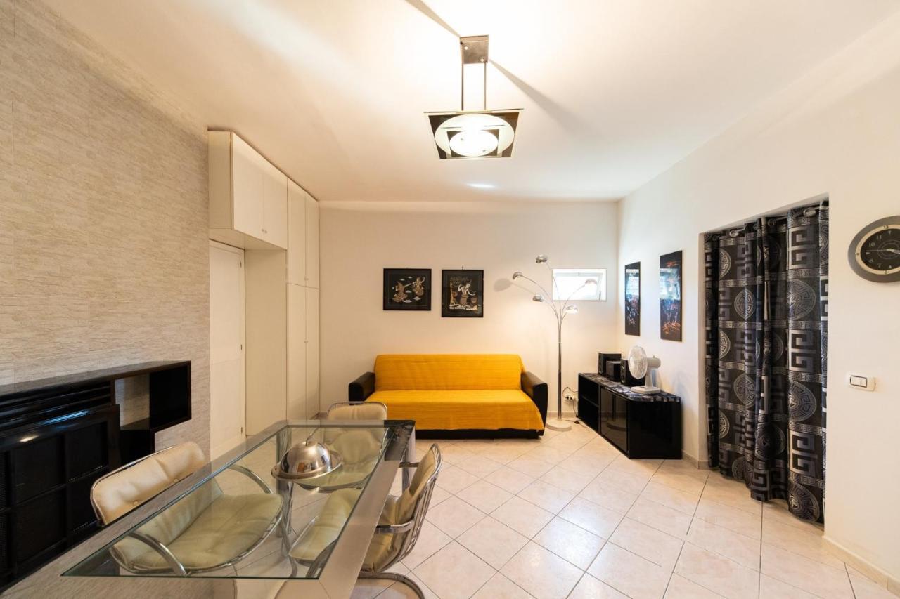 La Dimora Di Carmela By Wonderful Italy Apartment Bari Luaran gambar